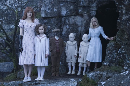 Mái Ấm Lạ Kỳ Của Cô Peregrine Miss Peregrine's Home for Peculiar Children